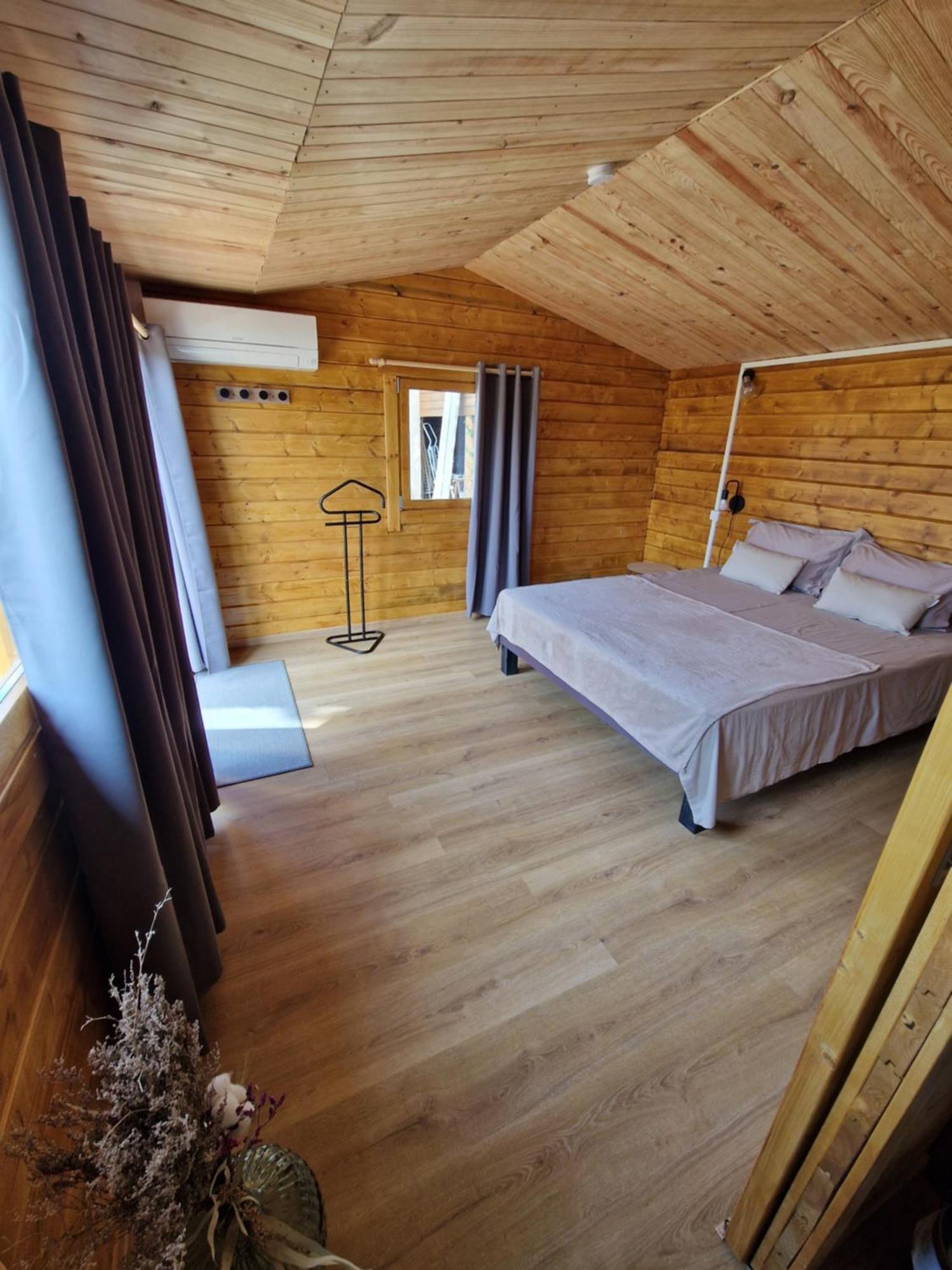 Les Restanques De Camelie Hotel Saint-Thome Bagian luar foto